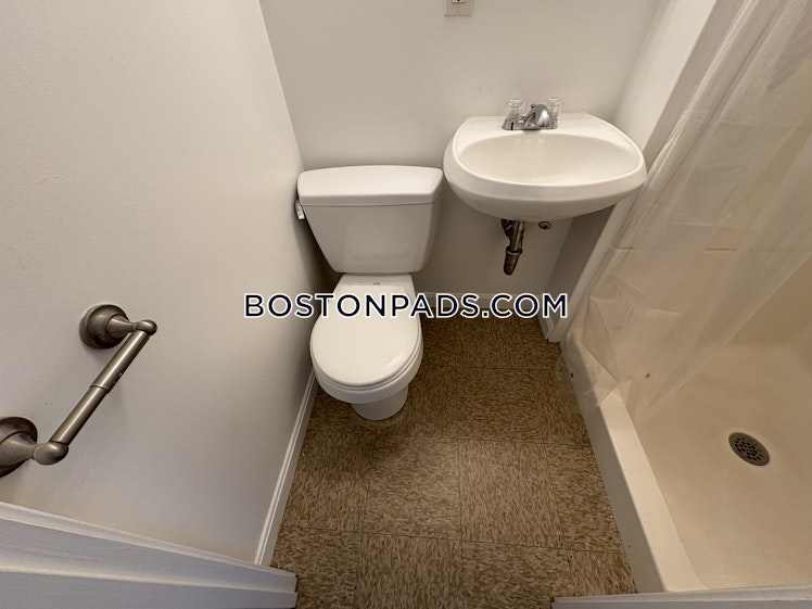 Beacon St., Brookline