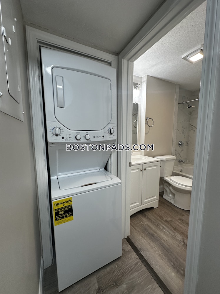 Kenmar Dr., Billerica