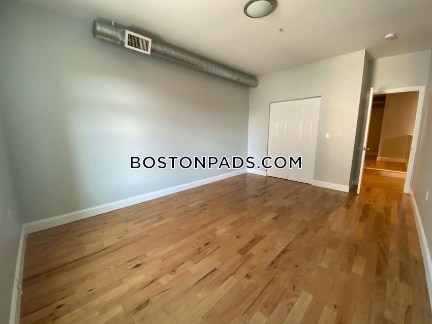 Worcester - 1 Bed, 1 Bath - Image 9
