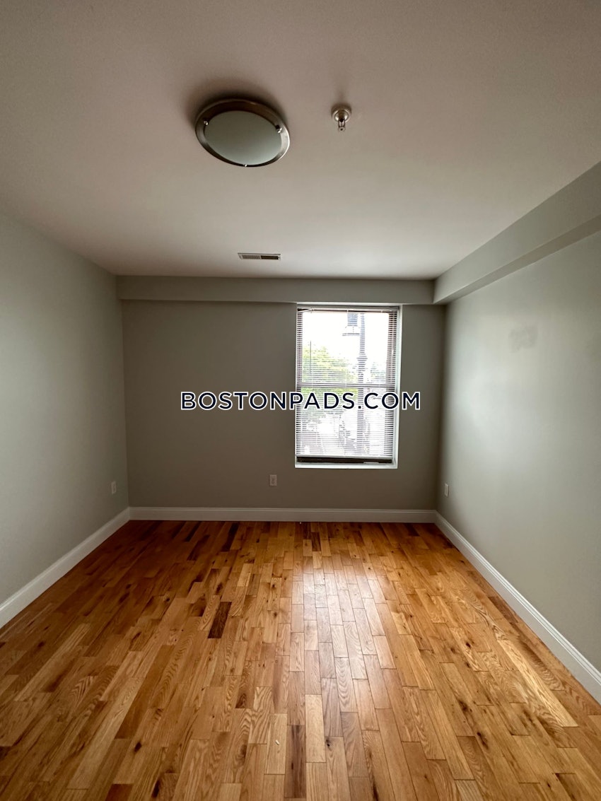 Worcester - 1 Bed, 1 Bath - Image 5
