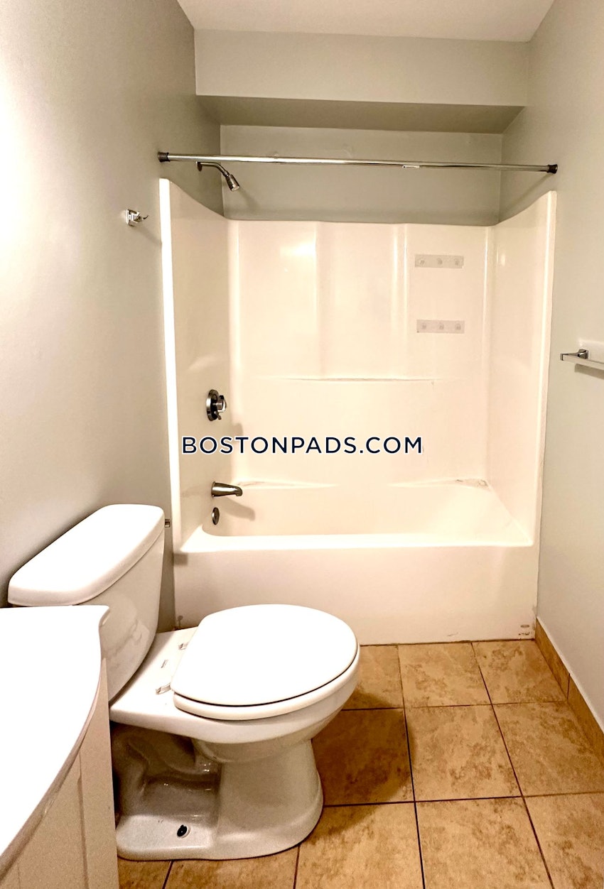 Worcester - 1 Bed, 1 Bath - Image 13