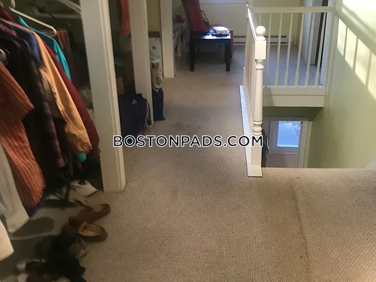 Albion St. Somerville