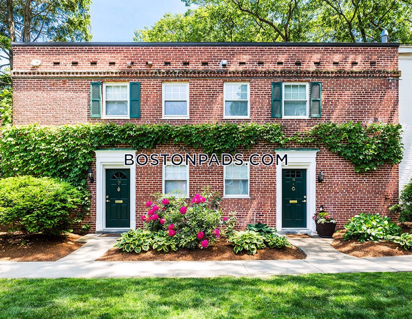 BROOKLINE - CHESTNUT HILL - 1 Bed, 1.5 Baths - Image 5