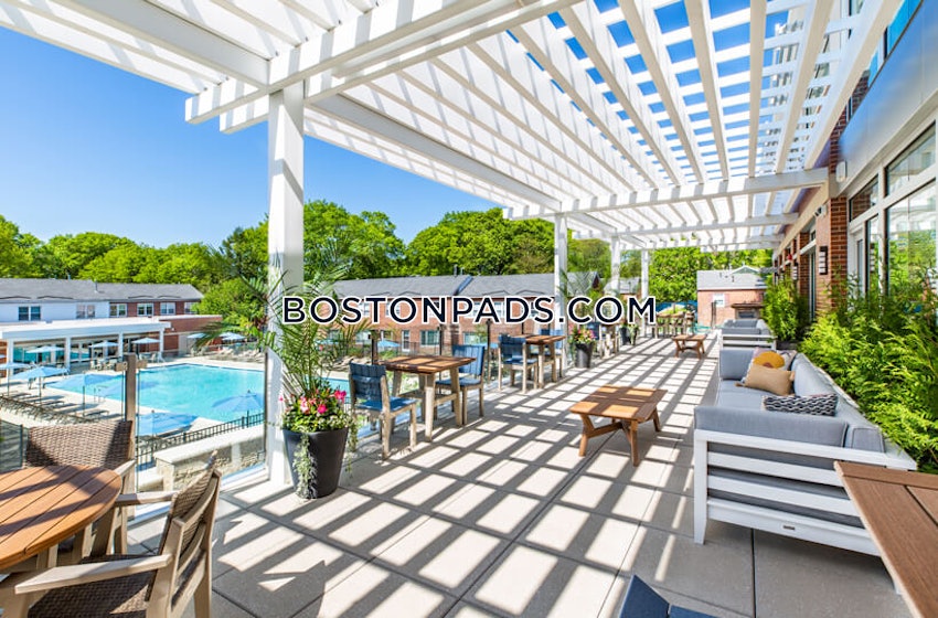 BROOKLINE - CHESTNUT HILL - 1 Bed, 1.5 Baths - Image 8