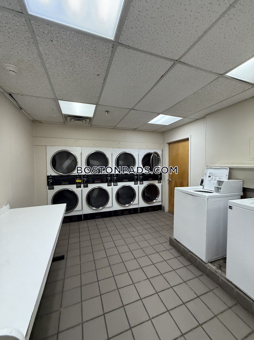 Boston - $2,200+ /month