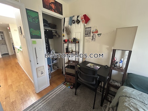 Dudley St. Boston photo 22