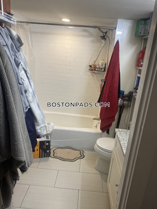 Boston - $2,200+ /mo