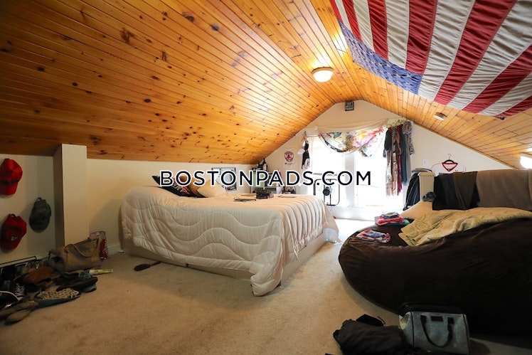 Nonantum St., Boston