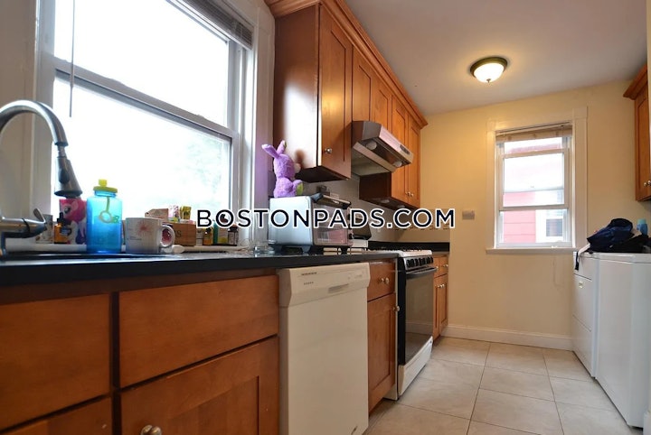 brighton-4-beds-2-baths-boston-3700-8011216 