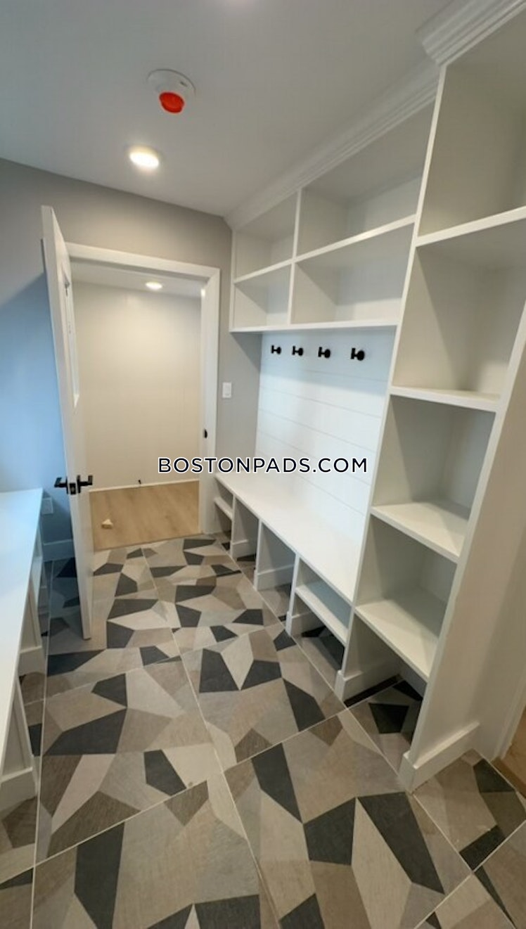 Broadway, Somerville