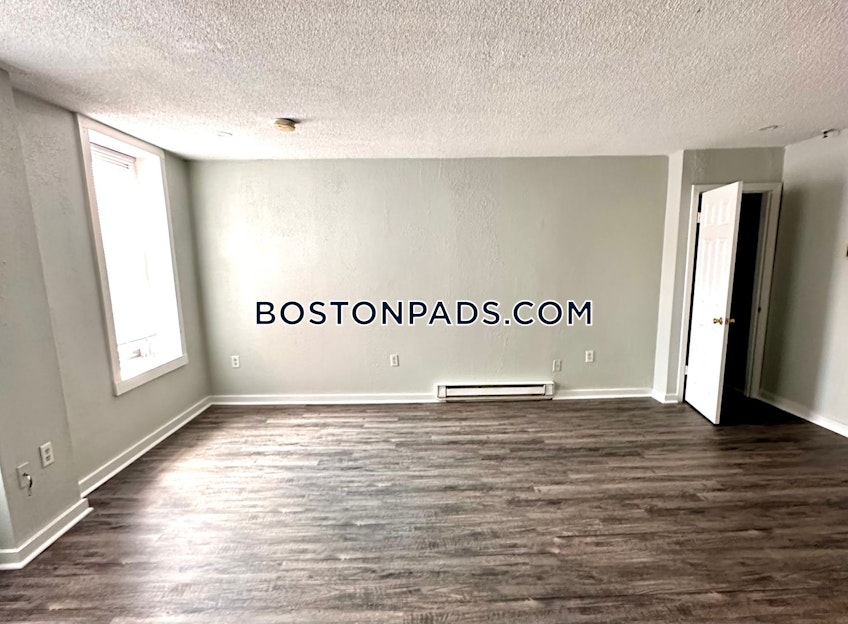Worcester - $1,375+ /month