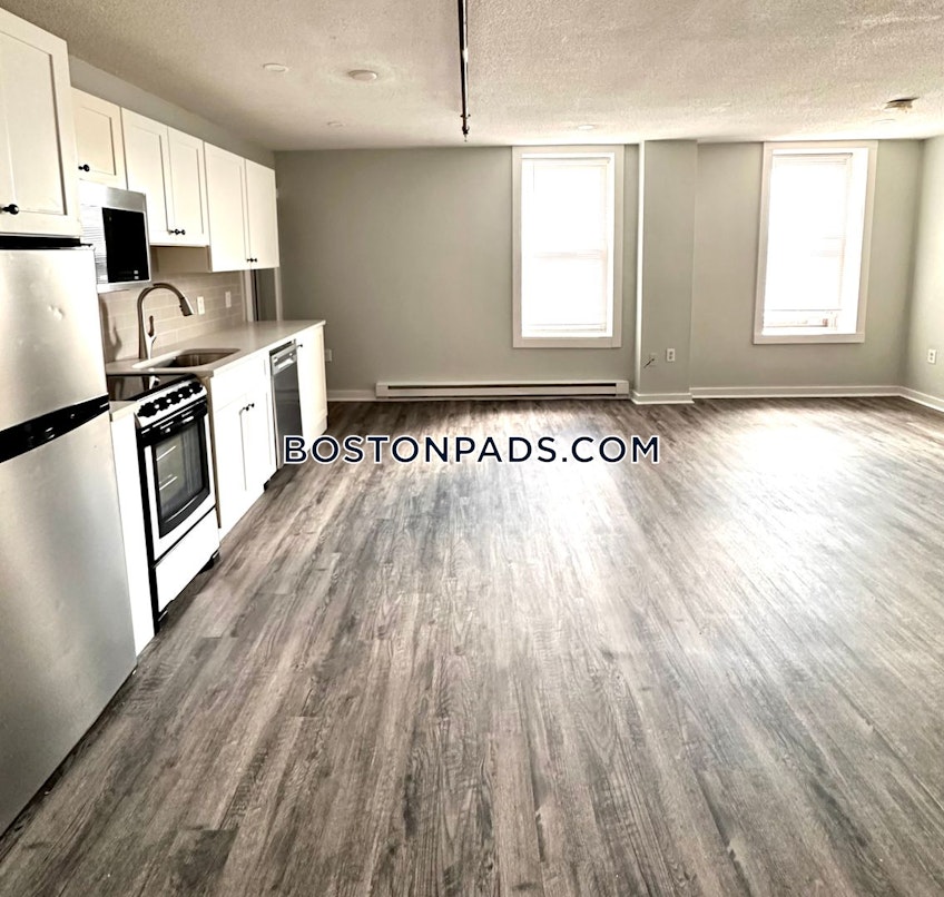 Worcester - $1,375+ /month