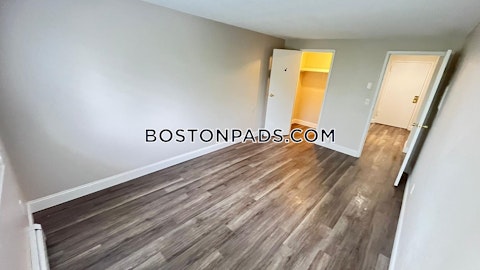 Princeton St. Leominster photo 3