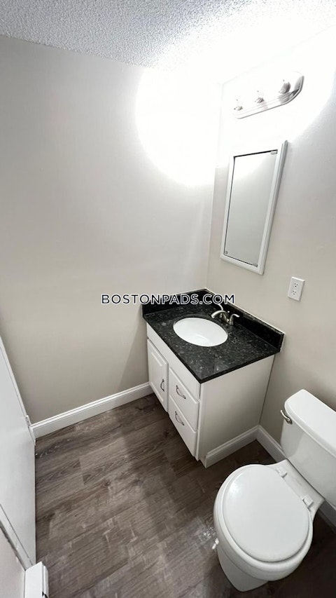 Princeton St. Leominster photo 7