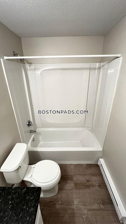 Princeton St. Leominster photo 21