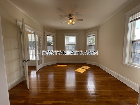 Fairbanks St. Boston photo 32