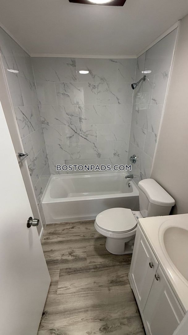 Webster - 2 Beds, 1 Baths