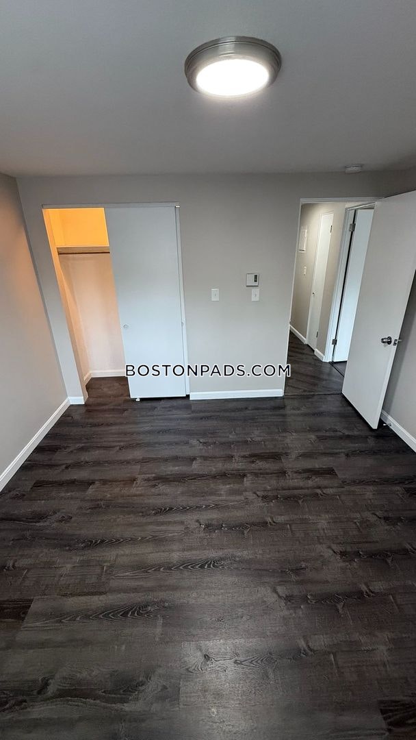 Webster - 2 Beds, 1 Baths