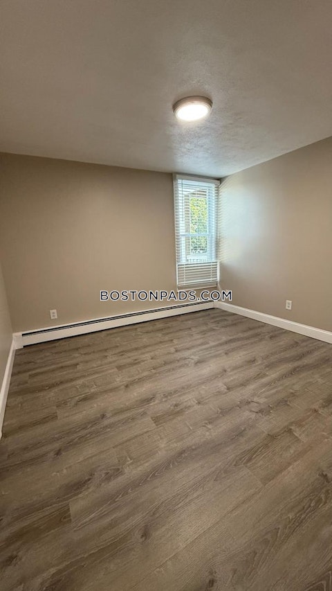 Henry Ter. Worcester photo 4