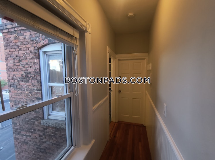 Massachusettts Ave., Cambridge