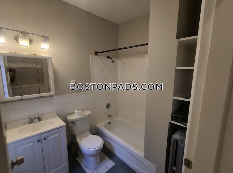 Massachusettts Ave., Cambridge