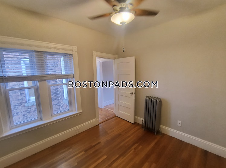 Massachusettts Ave., Cambridge