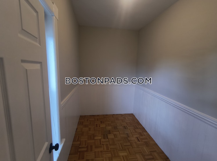 Massachusettts Ave., Cambridge