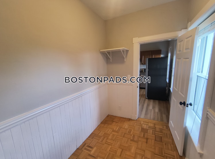 Massachusettts Ave., Cambridge