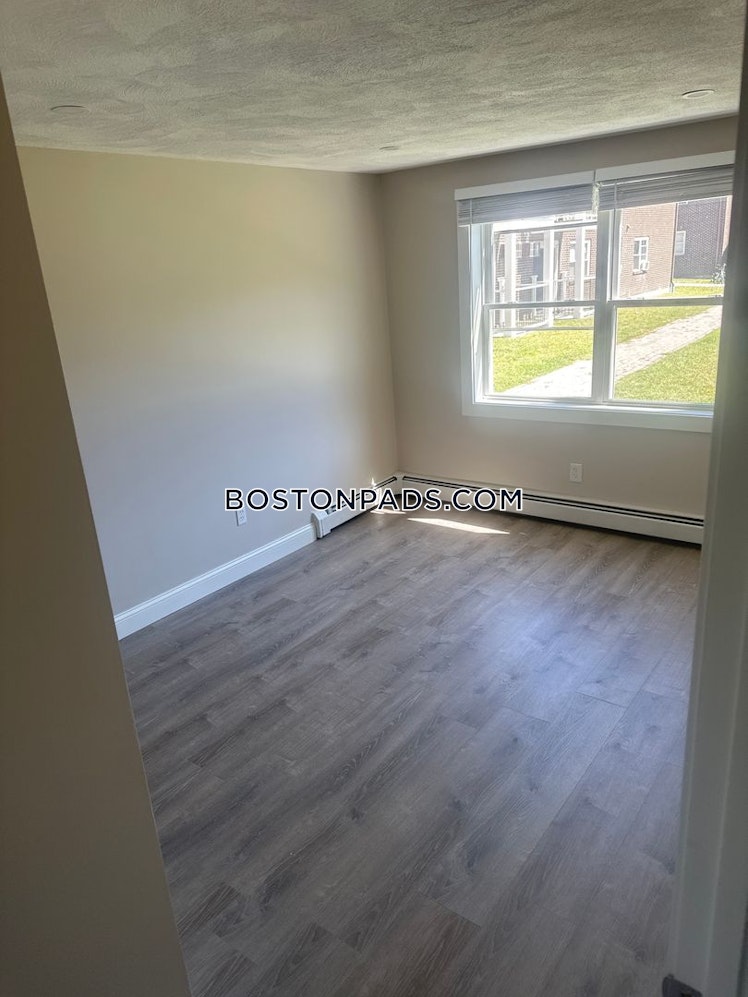 Kenmar Dr., Billerica