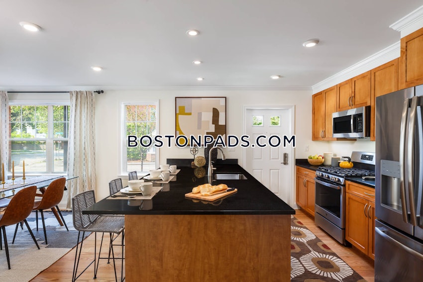 BROOKLINE - CHESTNUT HILL - 3 Beds, 1 Bath - Image 6