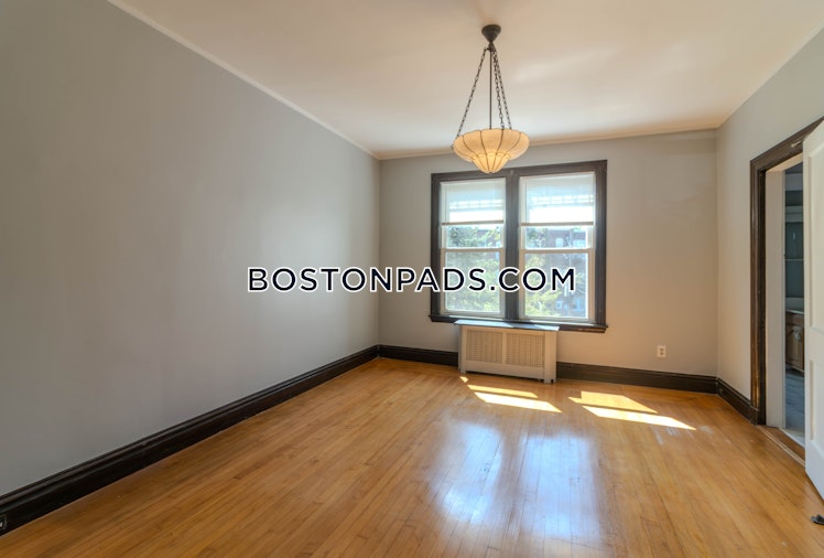 Leamington Rd., Boston