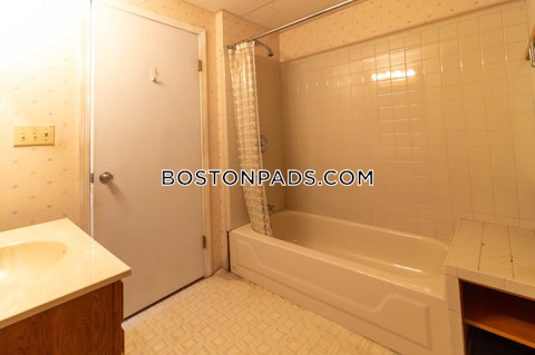 Leamington Rd. Boston photo 49