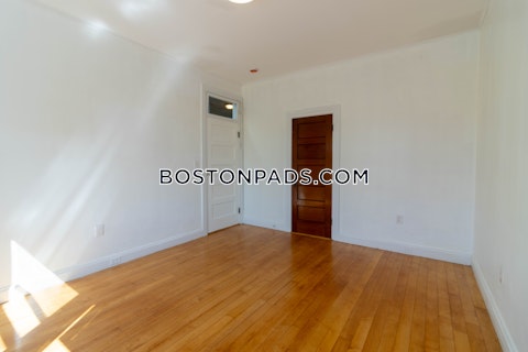 Leamington Rd. Boston photo 14