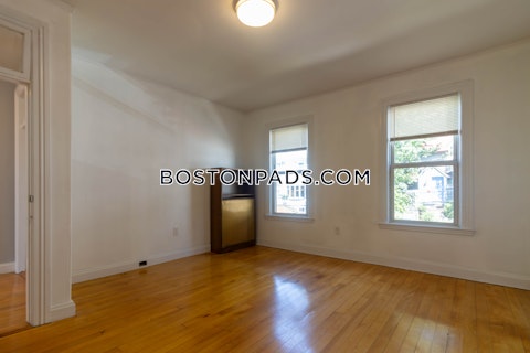 Leamington Rd. Boston photo 32