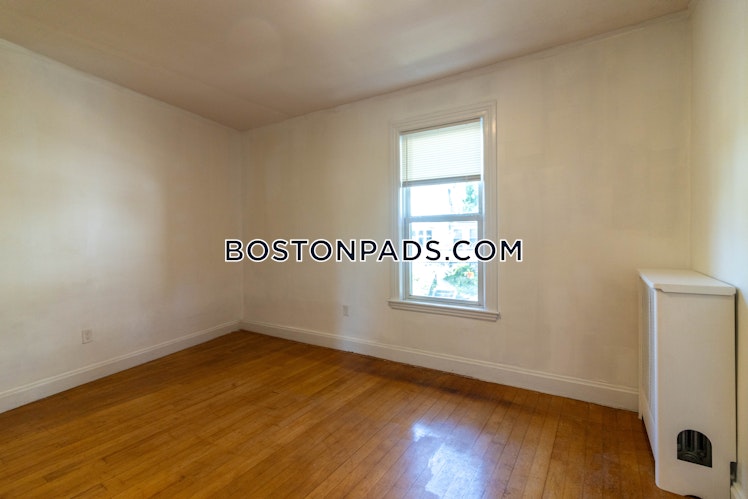 Leamington Rd., Boston