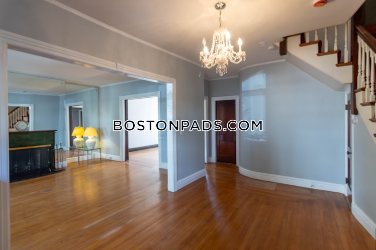 Leamington Rd., Boston