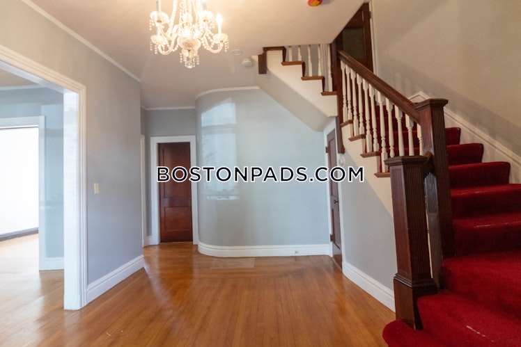 Leamington Rd., Boston