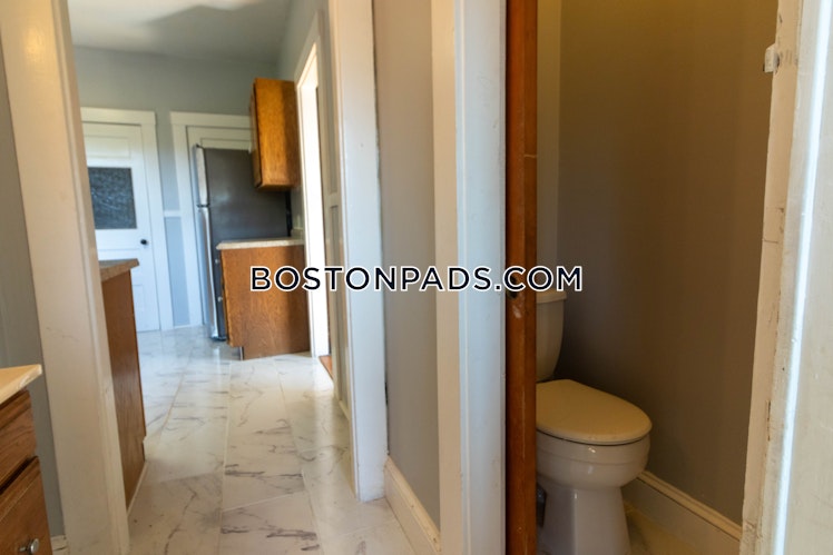 Leamington Rd., Boston