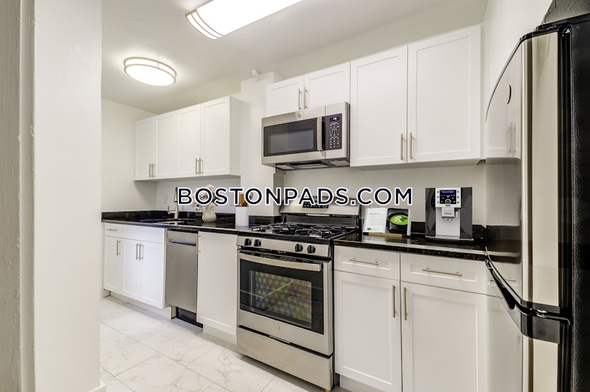 CAMBRIDGE - HARVARD SQUARE - 1 Bed, 1 Bath - Image 13
