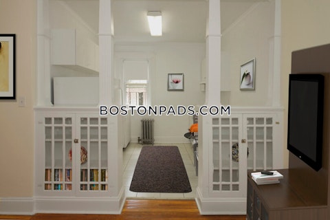 Massachusetts Ave. Cambridge photo 44