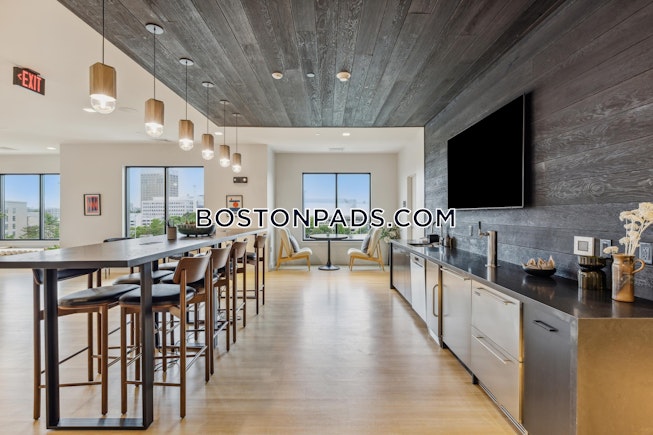 Worcester - $2,155+ /mo