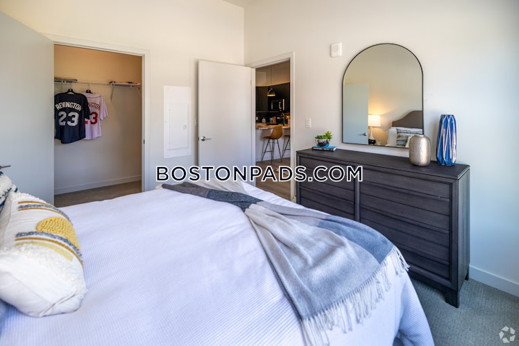 Green Island Boulevard, Worcester