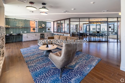 Worcester 3 bedroom 1 baths Luxury in Worcester - $3,913 No Fee