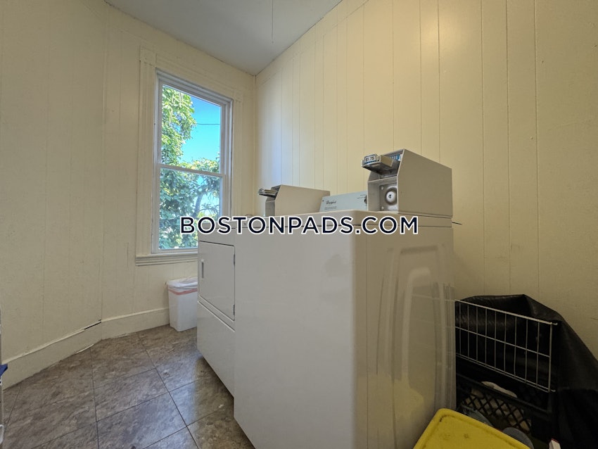 BOSTON - BRIGHTON - BRIGHTON CENTER - 4 Beds, 1 Bath - Image 16