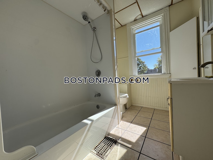 BOSTON - BRIGHTON - BRIGHTON CENTER - 4 Beds, 1 Bath - Image 30