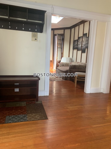 Boston - 3 Beds, 1 Baths