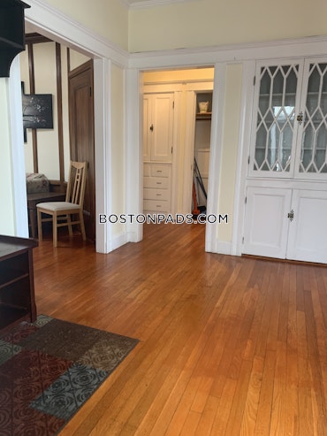 Boston - 3 Beds, 1 Baths