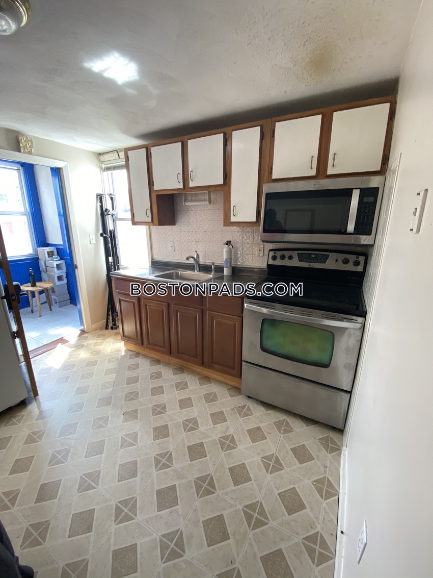 CAMBRIDGE - LECHMERE - 2 Beds, 1 Bath - Image 1