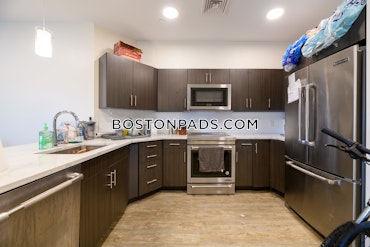 Boston - 2 Beds, 2 Baths