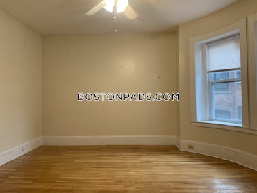 Brookline - 2 Beds, 1 Baths